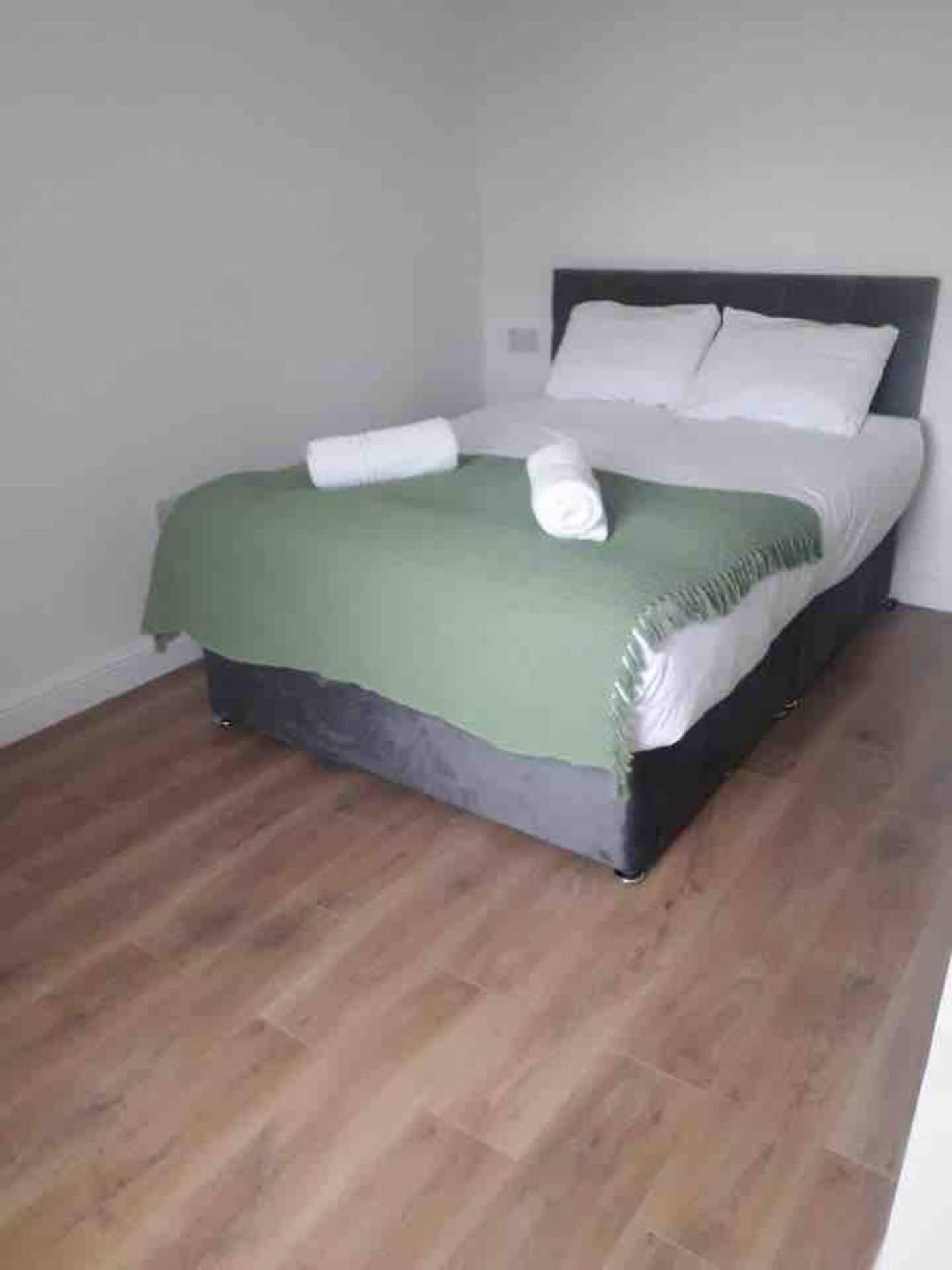Catherine 5 Bedroom House Crewe Eksteriør bilde